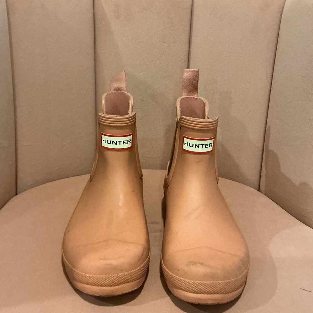 Hunter women’s Tabitha Chelsea waterproof rain boots Gently used